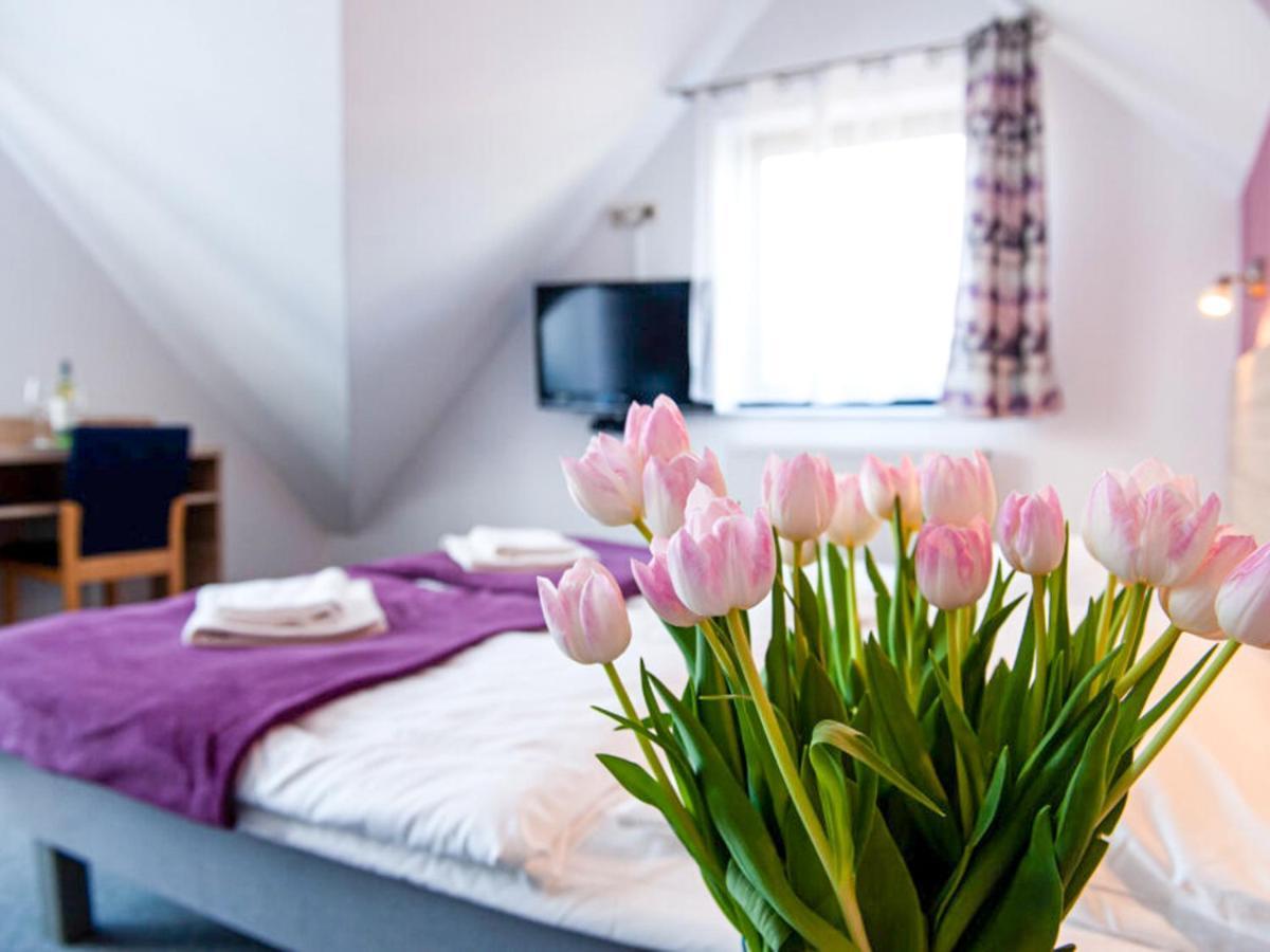 Gosciniec Ptasi Zaulek Bed & Breakfast Niechorze Exterior photo